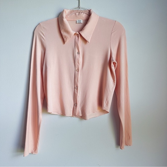 Aritzia Tops - Aritzia Wildfred Crop Regular Size Top Size M